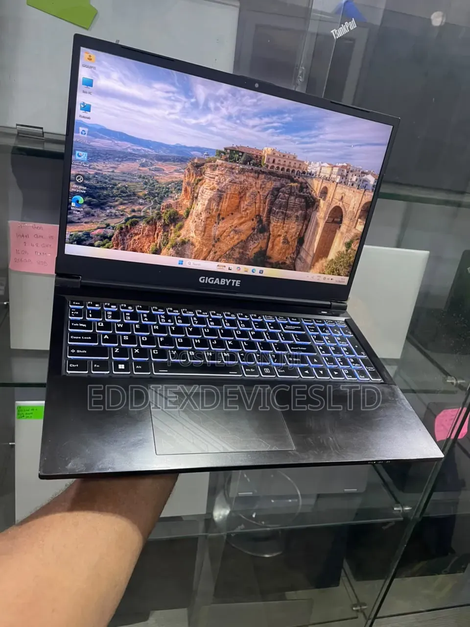Laptop Gigabyte G5 16GB Intel Core i5 SSD 512GB