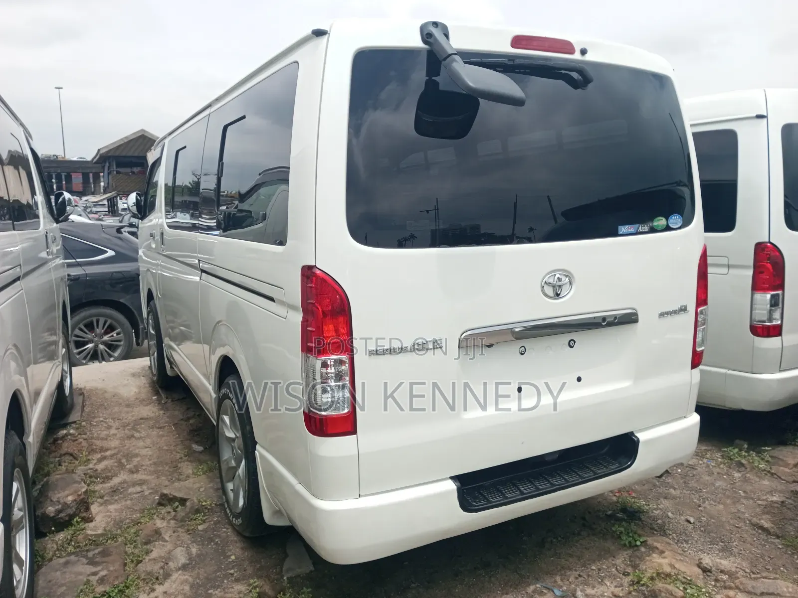 Toyota HiAce 2017 White