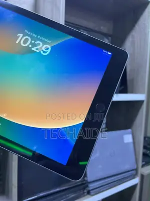 Apple iPad Pro 12.9 (2017) 128 GB Silver