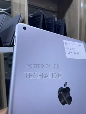 Apple iPad Pro 12.9 (2017) 128 GB Silver