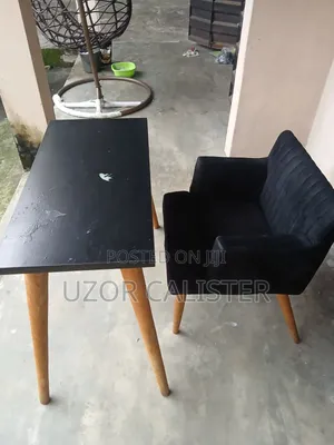Reading Table and Chair