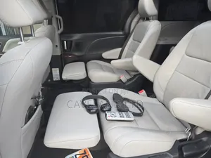 Toyota Sienna Limited Premium (3.5L 6cyl 8A) 2018 White