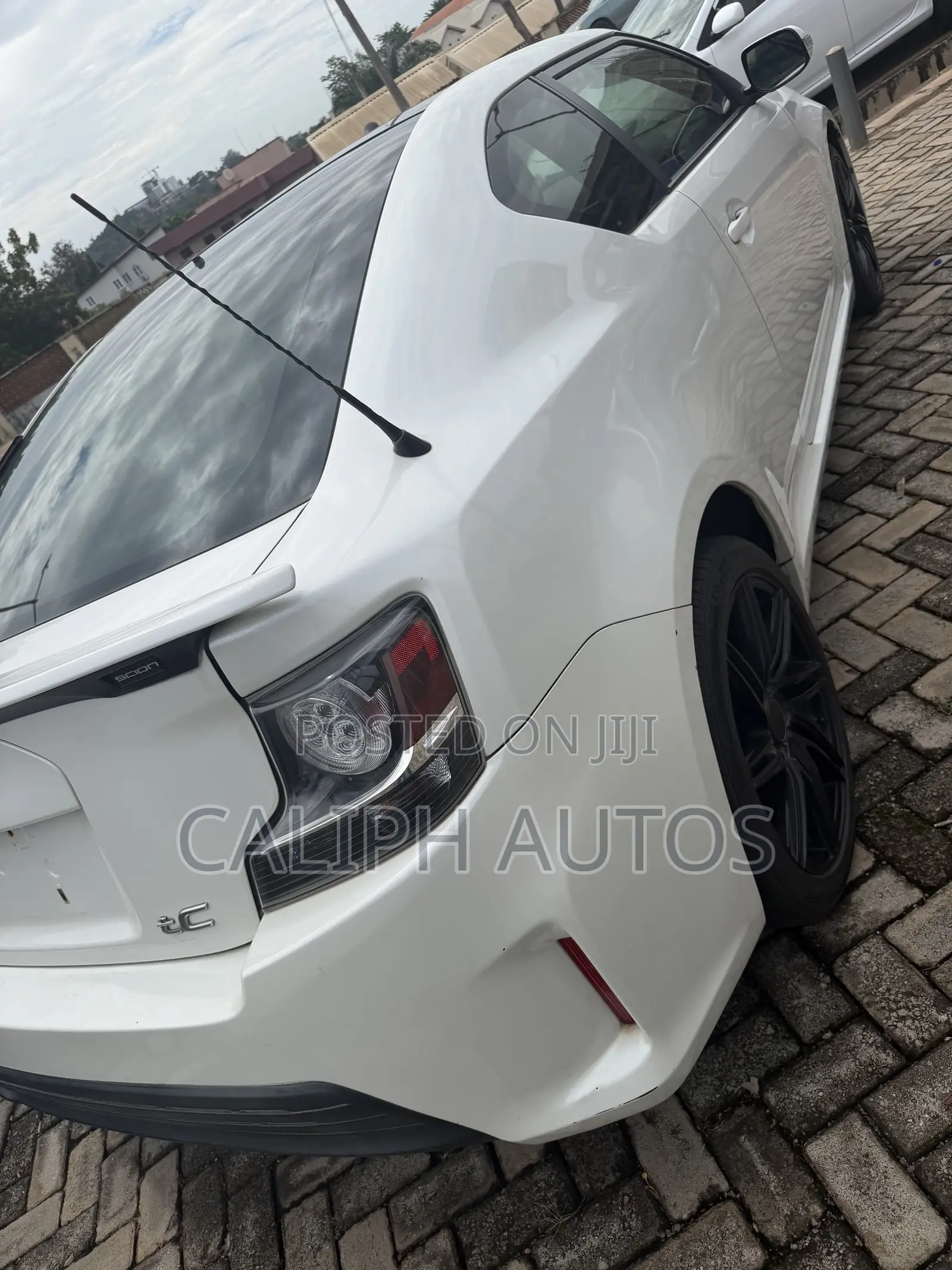 Scion tC Base 2016 White