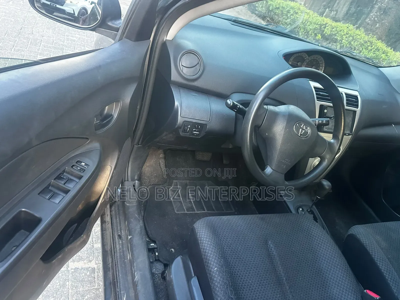 Toyota Yaris 2008 Gray