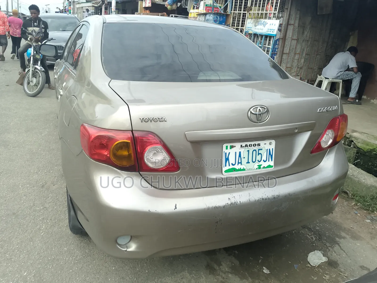 Toyota Corolla 2009 Gold