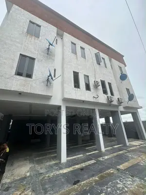 2bdrm Apartment in Lekki Phase 1 for sale
