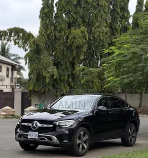Mercedes-Benz GLC-Class GLC 300 2023 Black
