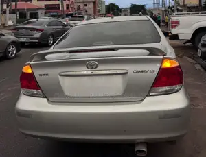 Toyota Camry LE 4dr Sedan (2.4L 4cyl 5A) 2006 Silver