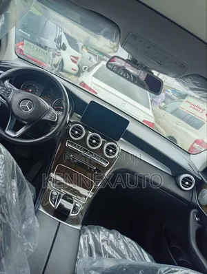Mercedes-Benz GLC-Class 2016 Silver