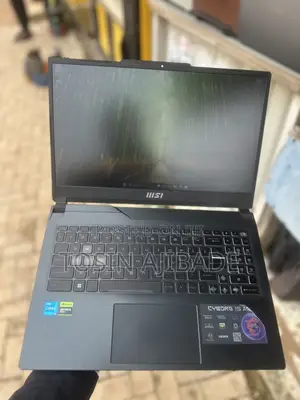 Laptop MSI Cyborg 15 16GB Intel Core i5 SSD 512GB