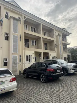 4bdrm Duplex in Wuse 2 for rent