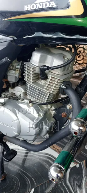 Honda CB 2025 Black
