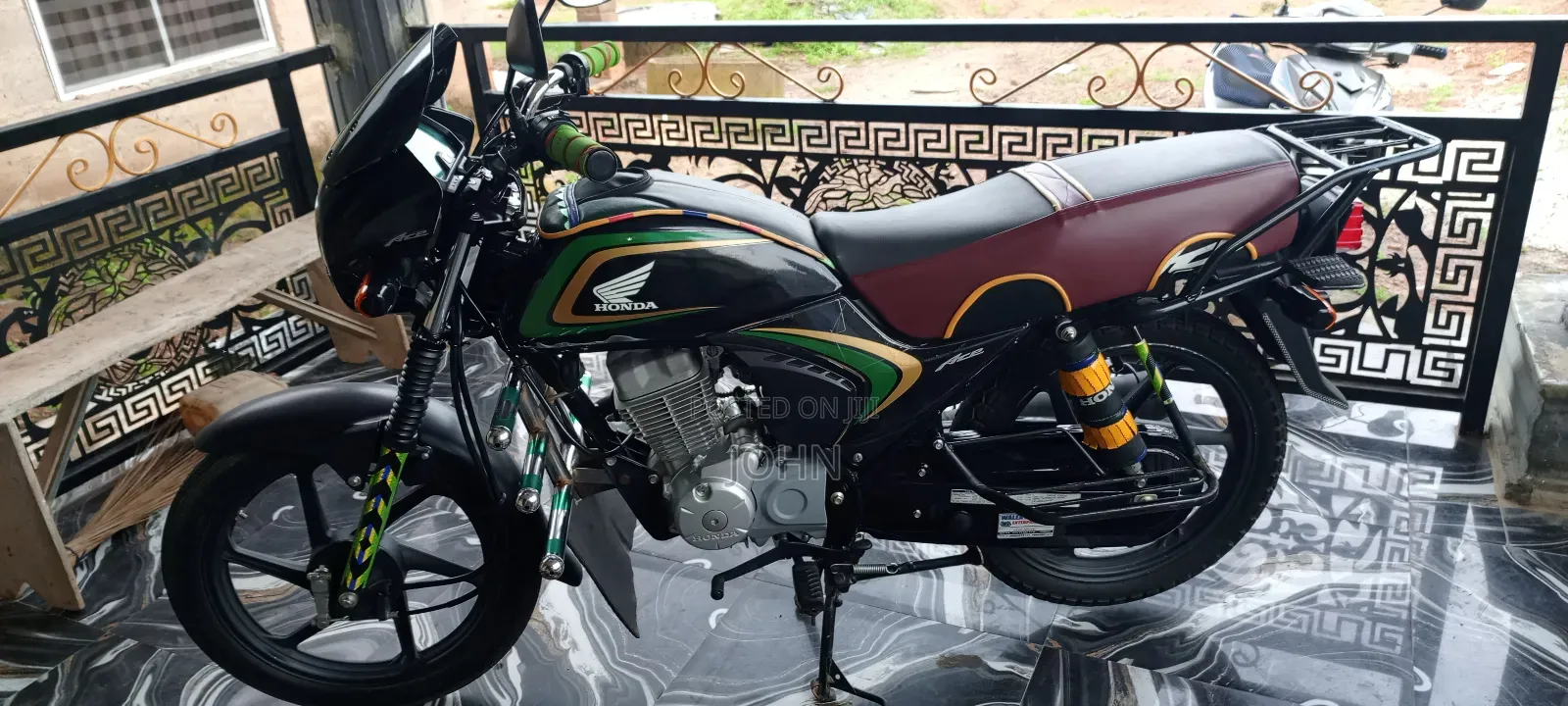Honda CB 2025 Black