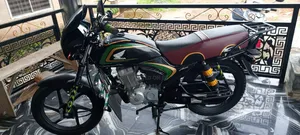 Honda CB 2025 Black