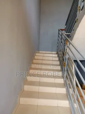 1bdrm Block of Flats in City College, Karu for rent