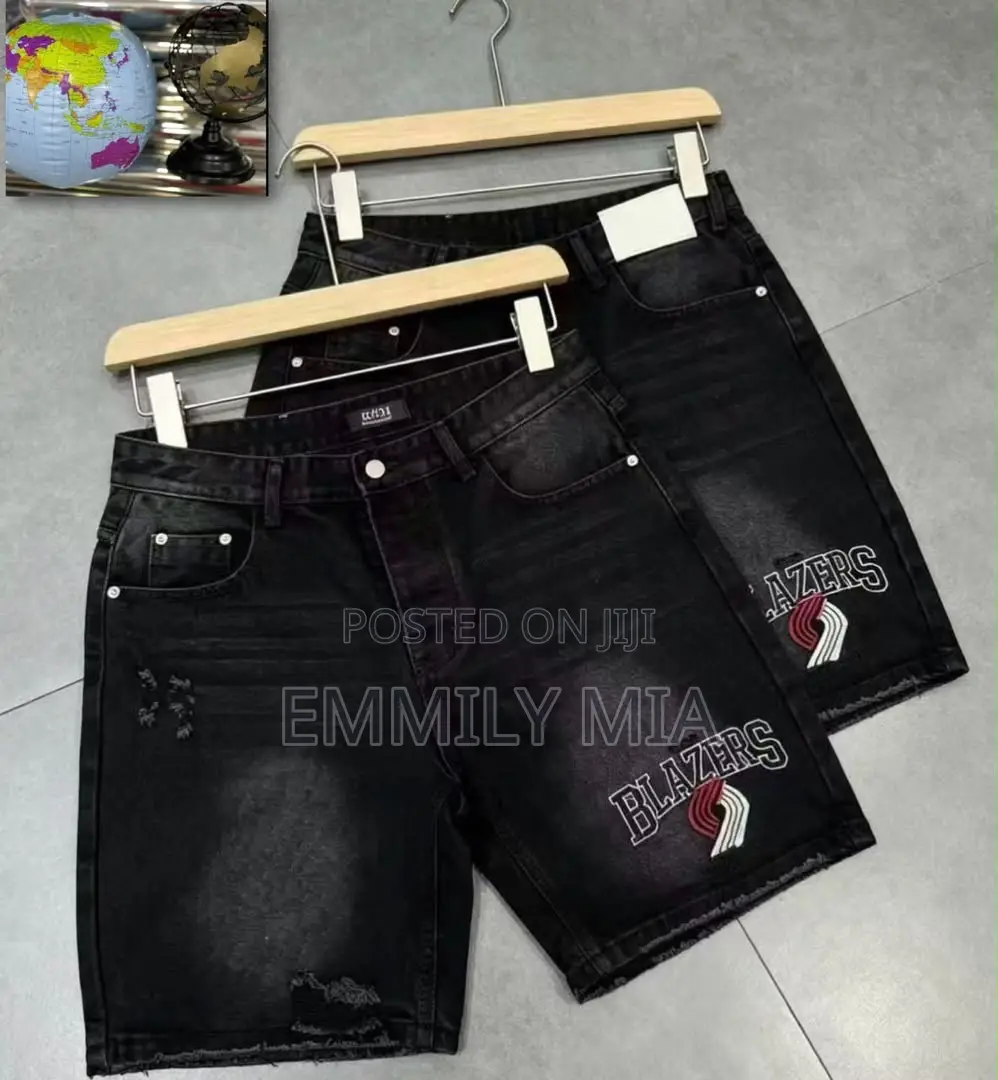 Short Jeans