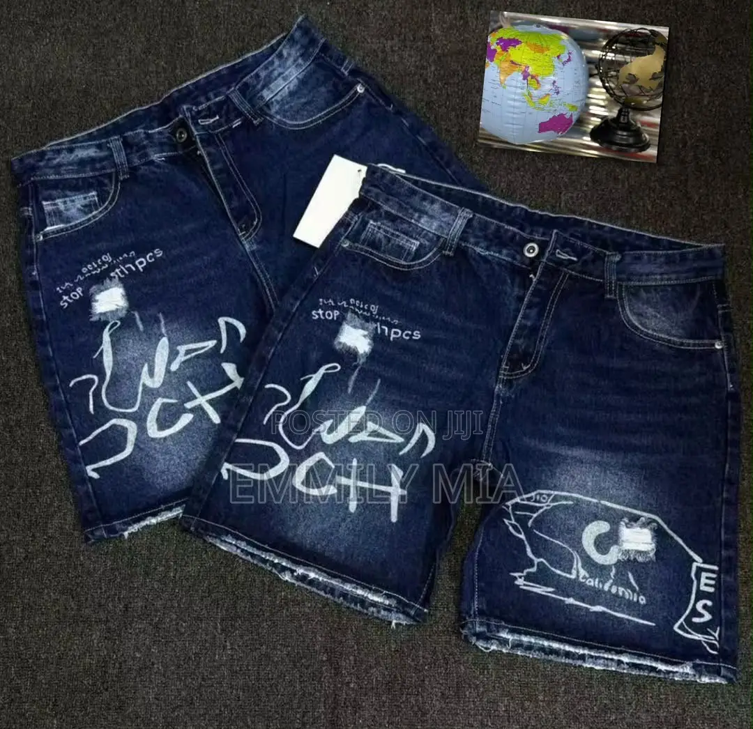 Short Jeans