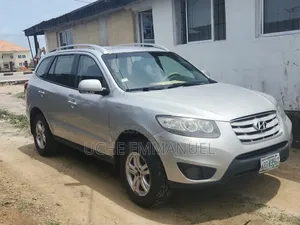 Hyundai Santa Fe 2010 Silver