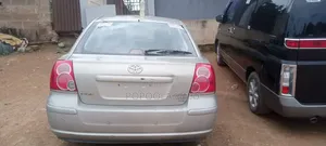Toyota Avensis 2007 Silver