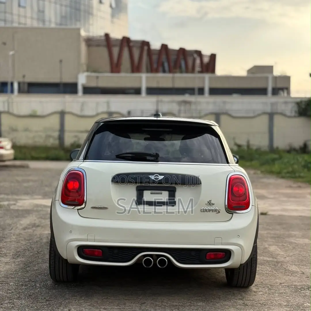 Mini Cooper 2017 White