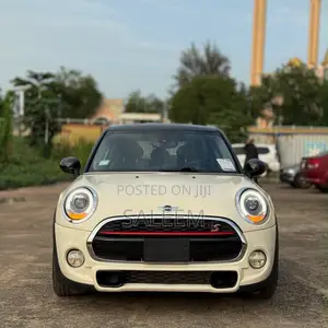 Mini Cooper 2017 White