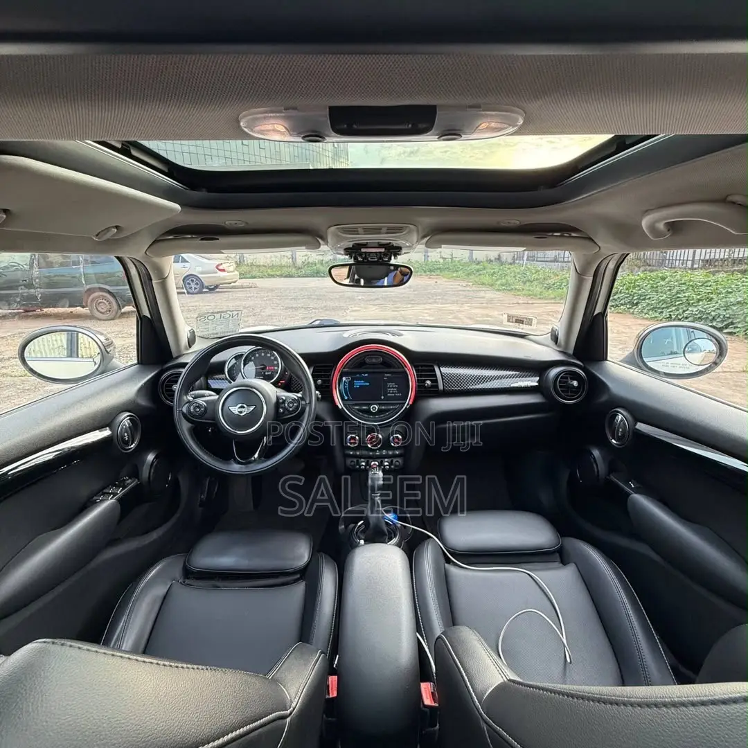 Mini Cooper 2017 White
