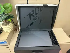 Laptop Asus ROG Zephyrus G14 16GB Intel Core i7 SSD 1T