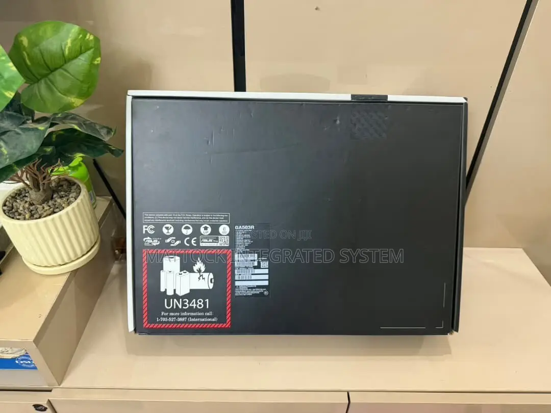 Laptop Asus ROG Zephyrus G14 16GB Intel Core i7 SSD 1T