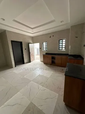 4bdrm Townhouse / Terrace in Gaduwa for rent
