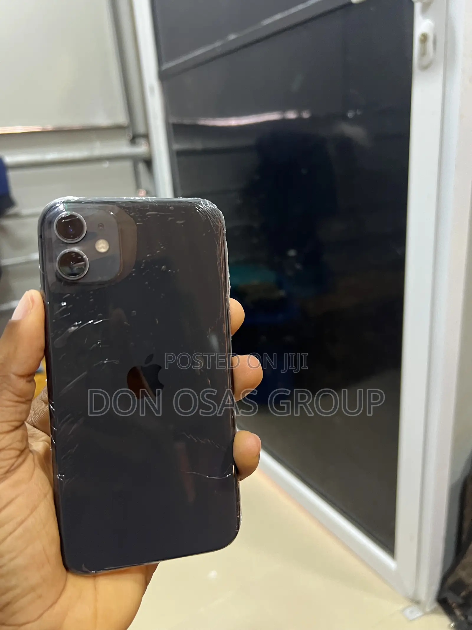 Apple iPhone 11 64 GB Black