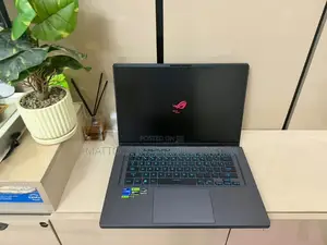 Laptop Asus ROG Zephyrus M16 16GB Intel Core i7 SSD 1T