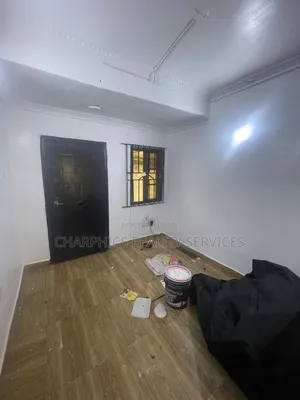 Mini Flat in Lekki Phase 1 for rent