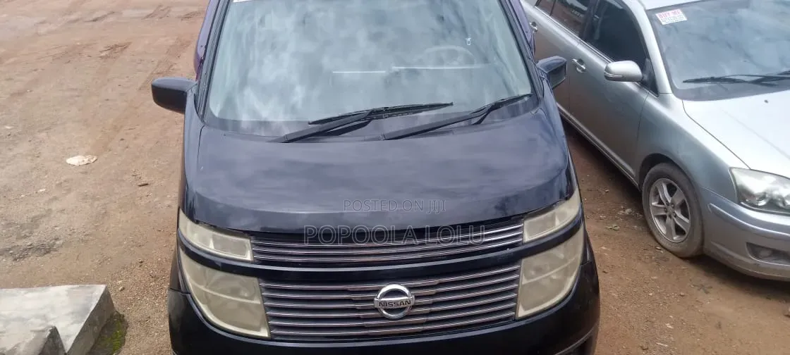 Nissan Elgrand 2003 Black