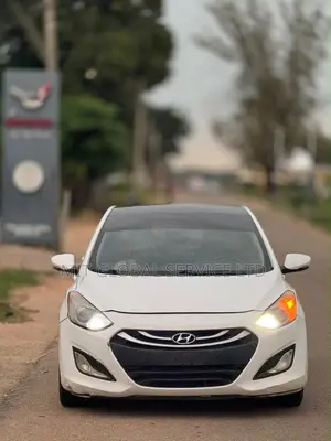 Hyundai Elantra GT 2013 White