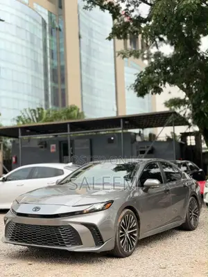 Toyota Camry XSE 2025 Gray