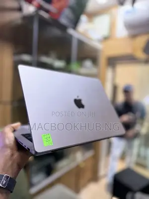 Laptop Apple MacBook Pro 2021 M1 1GB Apple M1 Pro SSD 512GB