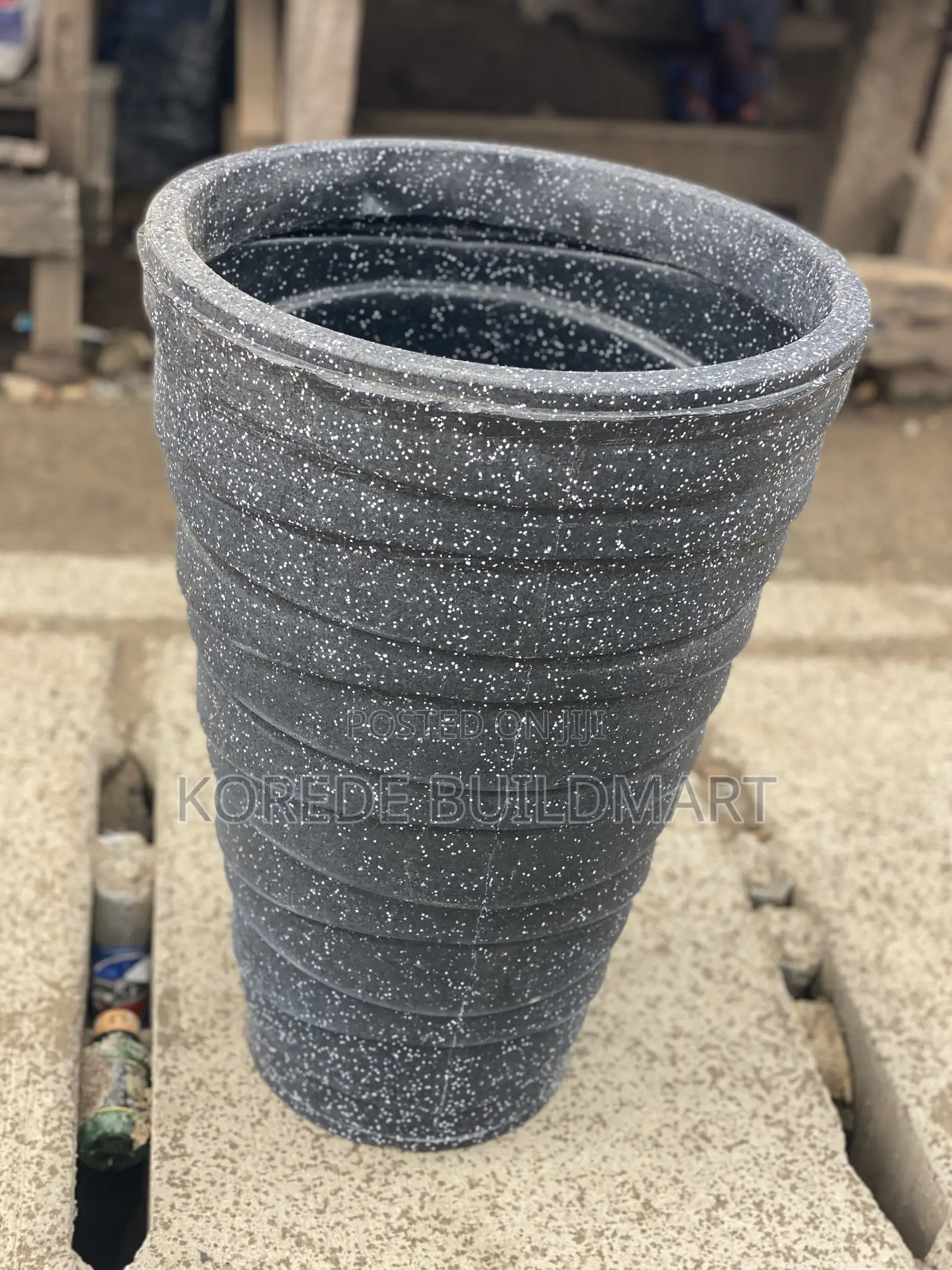 Stone Finish Flower Pot Big Size