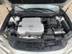 Lexus ES 350 FWD 2014 White