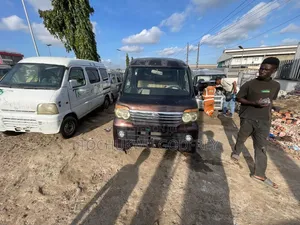 Daihatsu Hijet 2012