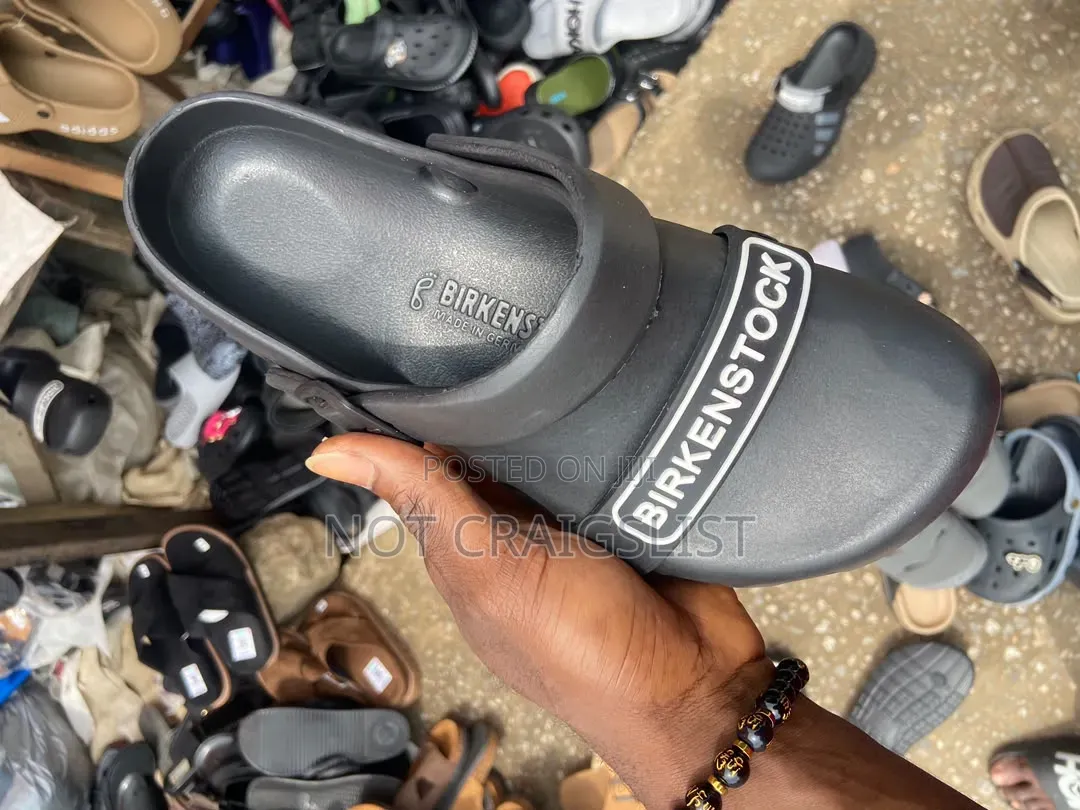 Everyday Crocs Clogs Size 40–45+Pay on Delivery Lagos+Fast Delivery