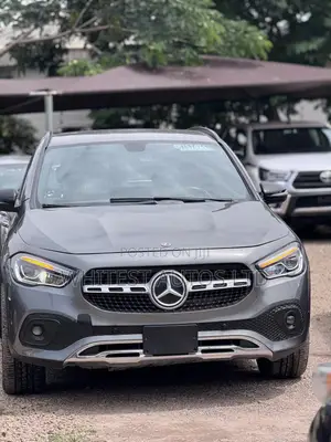 Mercedes-Benz GLA 250 2023 Gray