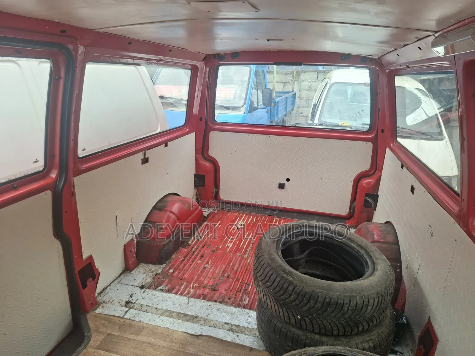 Volkswagen Transporter 2002 Red