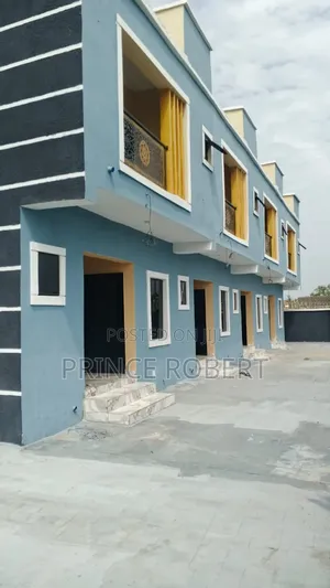 2bdrm Duplex in City College, Karu for rent