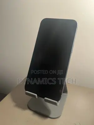 Apple iPhone 16 128 GB Green