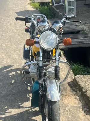 Qlink Rave 150 2025 Yellow