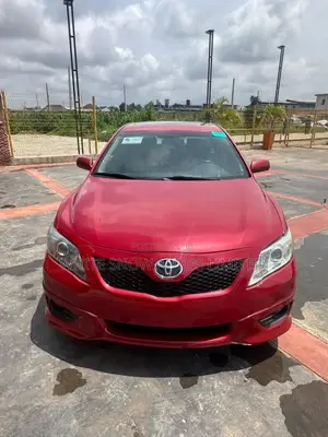 Toyota Camry SE 4dr Sedan (2.5L 4cyl 6AM) 2010 Red
