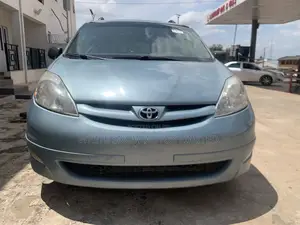 Toyota Sienna LE 2008 Blue