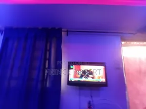 Studio Apartment in Opposite Efab Annex, Dape for rent
