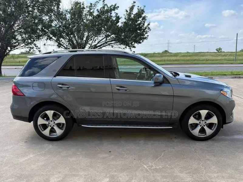 Mercedes-Benz GLE-Class 2017 Gray