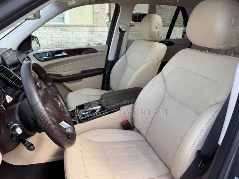 Mercedes-Benz GLE-Class 2017 Gray